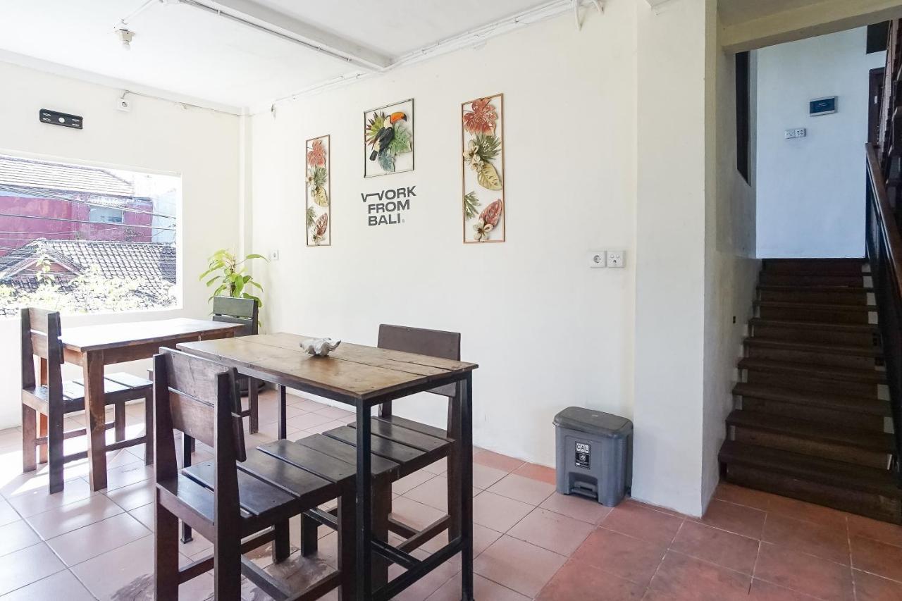 Pudi Homestay Canggu Esterno foto